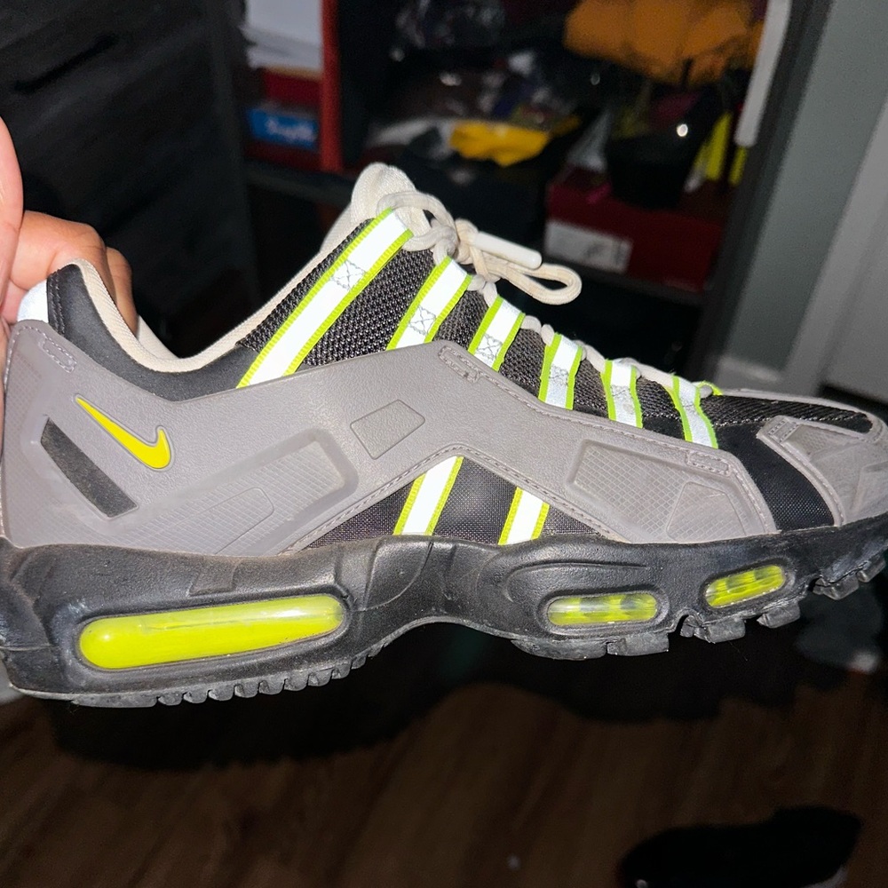 Nike Air max 95 NDSTRKT neon